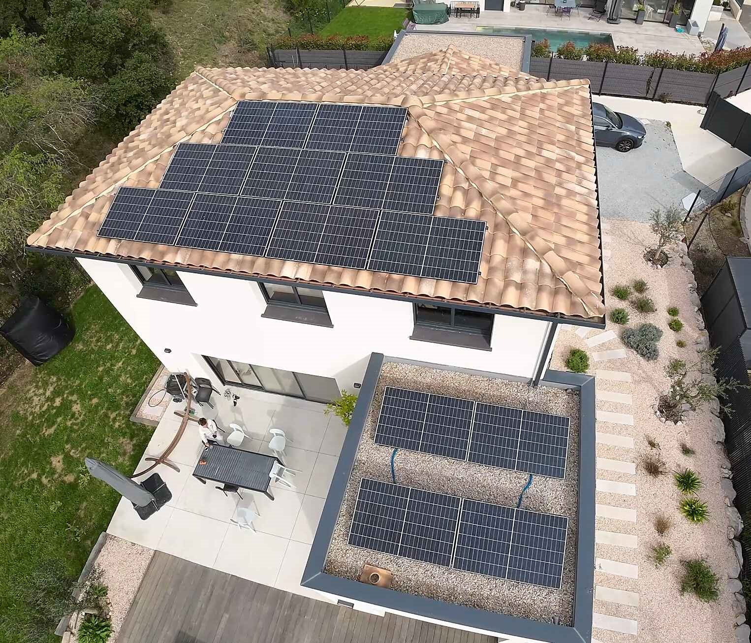 Installation de panneaux solaires par iEarwat